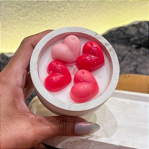 Vela Aromática com Bandeja Decorativa – Corações