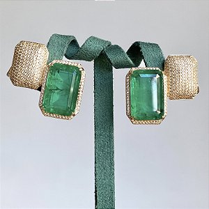 Brinco ear cuff dubai cravejado com zircônias na cor cristal e fusion (na cor verde esmeralda ou pink) com banho de ouro 18k