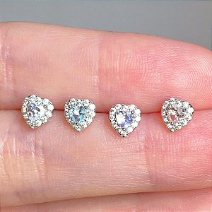 Brinco formato de coração cravejado com zircônias (nas cores cristal, morganita, ametista ou turmalina) em prata 925 com banho de ródio branco