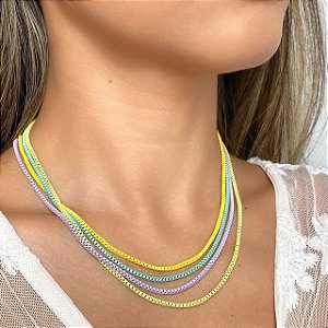 Colar Corrente Veneziana Colorida em Tons Pastel (Verde, Amarelo, Lavanda / Lilás ou Azul) com Espessura de 1,5 Milímetros