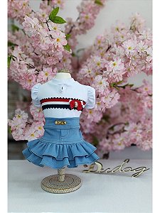 MINI SAIA JEANS DELAVÊ/BLUSA BRANCA