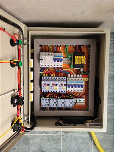 QUADRO DE COMANDO GERAL PARA PISCINAS