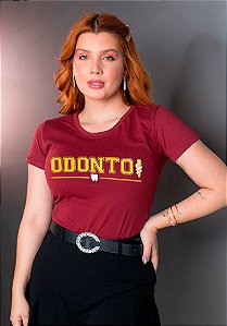 T-SHIRT FEMININA - ODONTO - COR BORDO