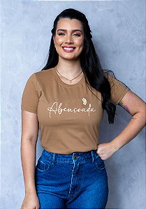 T-SHIRT FEMININA - ABENÇOADA - COR MARROM KRAFT