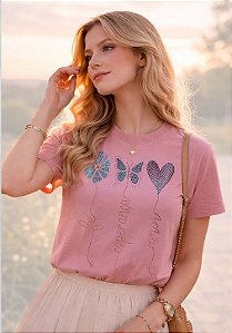 T-SHIRT FEMININA - FÉ, ESPERANÇA, AMOR - STRASS - COR ROSA CLARO