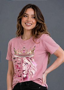 T-SHIRT FEMININA - LEÃO YESHUA COROA - COR ROSA