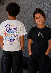 INFANTIL UNISSEX - DEUS SEMPRE TEM O CONTROLE DE TUDO