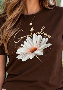 T-SHIRT FEMININA - FLOR GRATIDÃO - COR MARROM