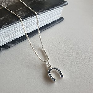 zircônia  cravejada  azul marinho em prata 925