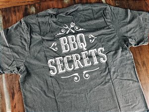 Camiseta BBQ Secrets - Cinza