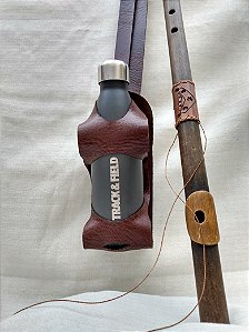 Porta garrafa em couro legítimo.