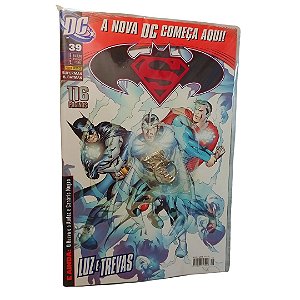 Gibis com brinde chaveiro - SUPERMAN & BATMAN n° 39 - Ed Panini