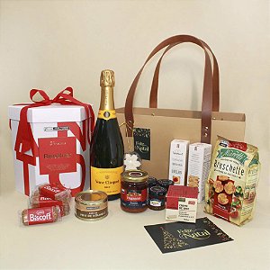 Kit Cesta Natalina Veuve Clicquot e Panetone Biscofner