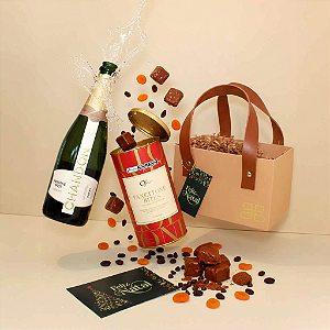 Kit Cesta Natalina Petit Chandon & Panettone Tradicional de Frutas Bits