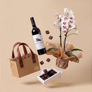 Kit Vinho Espanhol, Orquídea Branca & Chocolates Finos