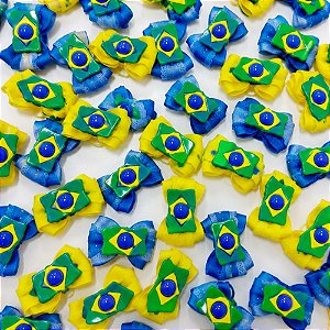 Laço Borboleta Duplo Resinado Botao Copa Brasil - 10 unidades