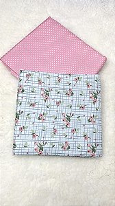Kit Tecido Combinado / Floral fundo verde claro e poá rosa claro