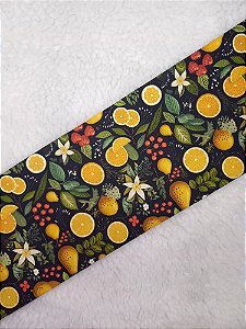 Tecido Digital 50x70 - Morango e laranja com fundo preto
