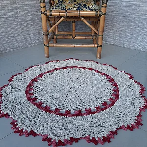 Tapete de Croche Apartamento - Borda Vermelha