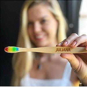 Escova de dente de bambu personalizada rainbow - cerdas coloridas