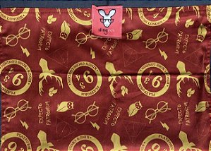 Plataforma 9 e 3/4 vermelho