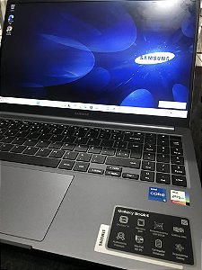 Notebook Samsung I5 13ªGeração NP750XGJ/SSD512GB/8GB/Tela15,6FullHD/Sem Detalhe