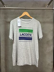 CAMISETA LACOSTE SPORT LETREIRO (CINZA/VERDE)