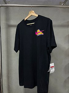 CAMISETA NIKE ATHLETICS PRETA