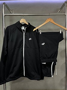 CONJUNTO NIKE TRACSUIT PRETO