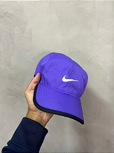 Boné nike Fearthligh roxo