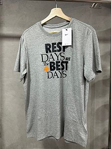 Camiseta Nike Dri-FIT Masculina CINZA