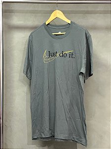 CAMISETA NIKE WORLD JUST DO IT CINZA