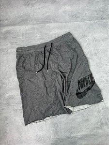 SHORT NIKE ICON CINZA