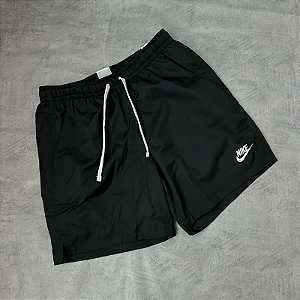 SHORT NIKE SPORTWEAR PRAIA(PRETO)