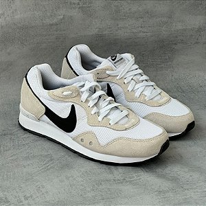 TENIS NIKE VENTURE RUNNER BRANCO