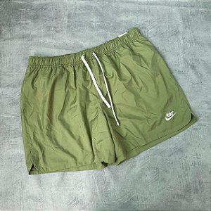 BERMUDA NIKE SPORTWEAR VERDE