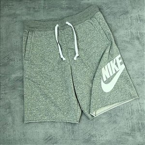 BERMUDA MOLETOM NIKE ICON (CINZA)