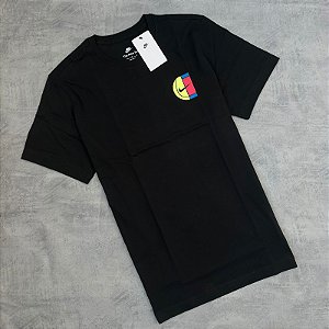 CAMISETA NIKE COURT BASQUET (PRETO)