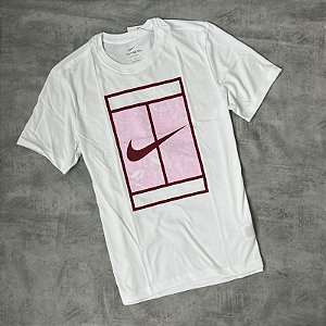 Camiseta Nike Court - FJ1502-101