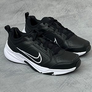 Tenis Nike Defyallday - preto