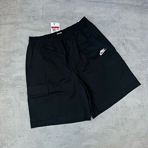 Bermuda Nike Cargo  - Preto
