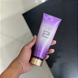 Creme Victoria´s secret 236 ML - LOVE SPELL COM BRILHO