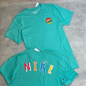 Camiseta Nike Dri-FIT Men's Basketball Verde - FD0046-392