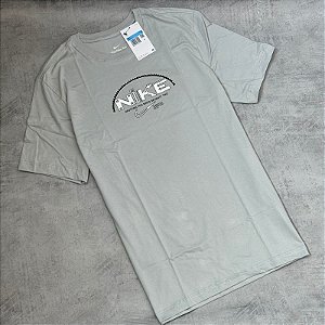 Camiseta Nike Vintage- FQ3904-077