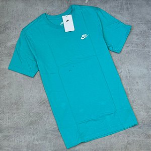 CAMISETA NIKE SPORTWEAR ESMERALDA