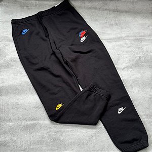 Calça Nike Multi Sportwear color - DD4676-010