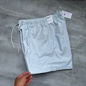 SHORT NIKE SPORTWEAR PRAIA(GELO)