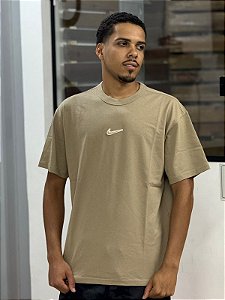 Camiseta Nike Sportswear Premium Essentials Masculina - FV7726-247