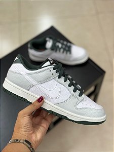 NIKE DUNK LOW RETRO SE