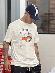 Camiseta Nike Masculina Max90 Branco - NewSkull